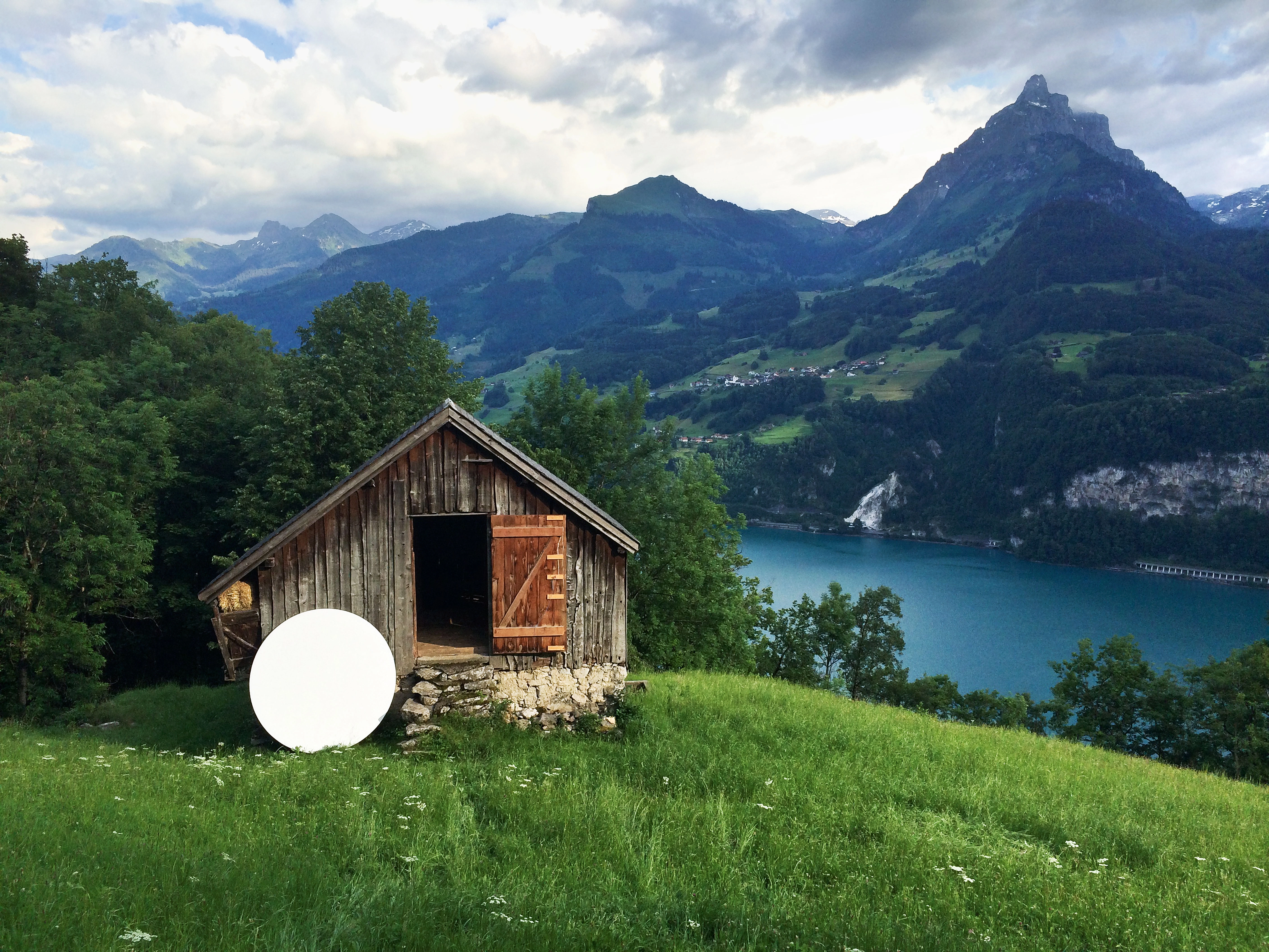 Karin Sander – Gebrauchsbilder (Patina Paintings), 2014 – Foto: Karin Sander